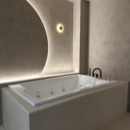 Maison Paume - Collection Aura - A Deux Pas De La Place Ducale Aparthotel *